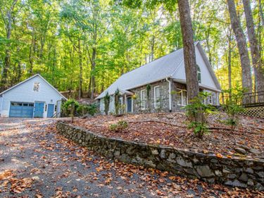 2940 Coffee Road, Lynchburg, VA 24503