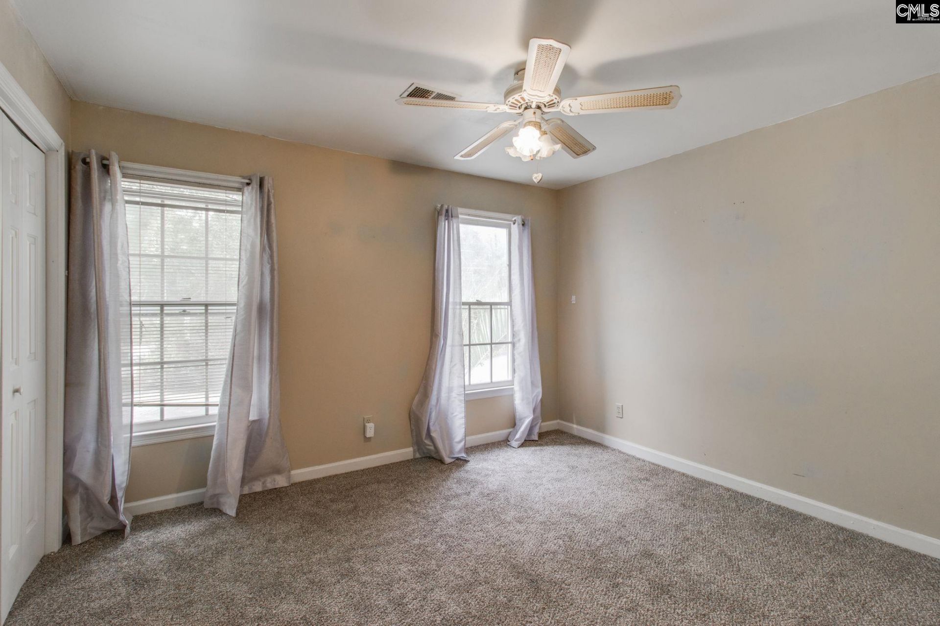107 Village Walk  Photo 17