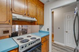 107 Village Walk  photo 4