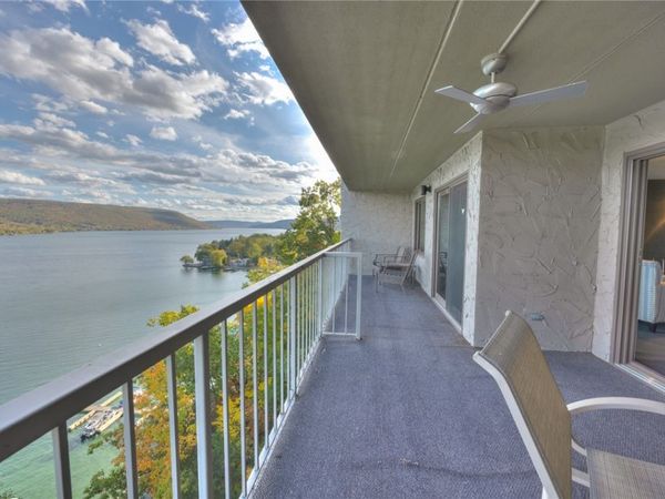 82 Cliffside Drive , Canandaigua, NY 14424