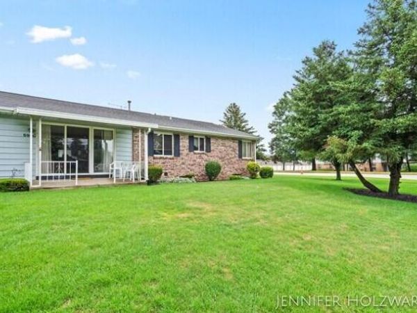 5990 SE Leisure South Drive SE, Unit 333, Kentwood, MI 49548