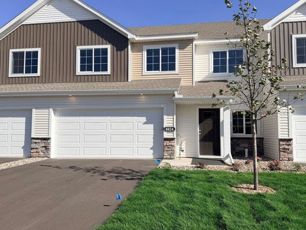 8824 Riverstone Avenue NE, Monticello, MN 55362