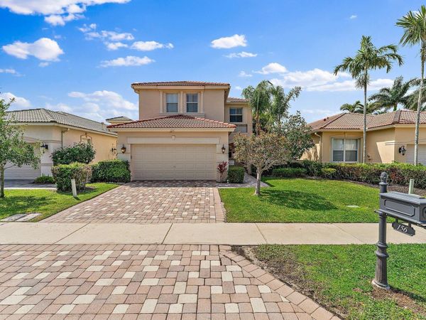 156 Isle Verde Way, Palm Beach Gardens, FL 33418