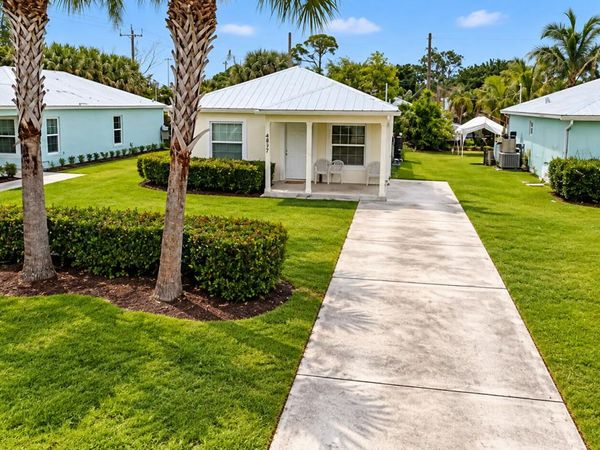 4837 SE ISABELITA Avenue, Stuart, FL 34997