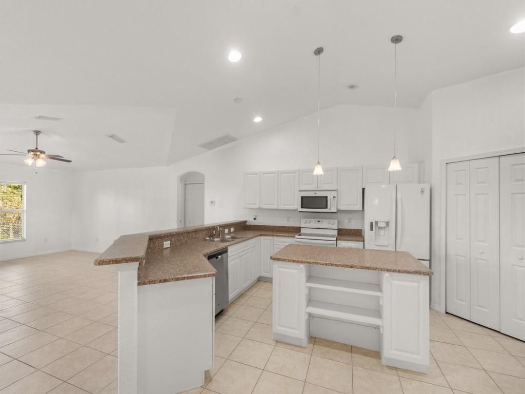 619 Carnival Terrace , Sebastian, FL 32958 Photo