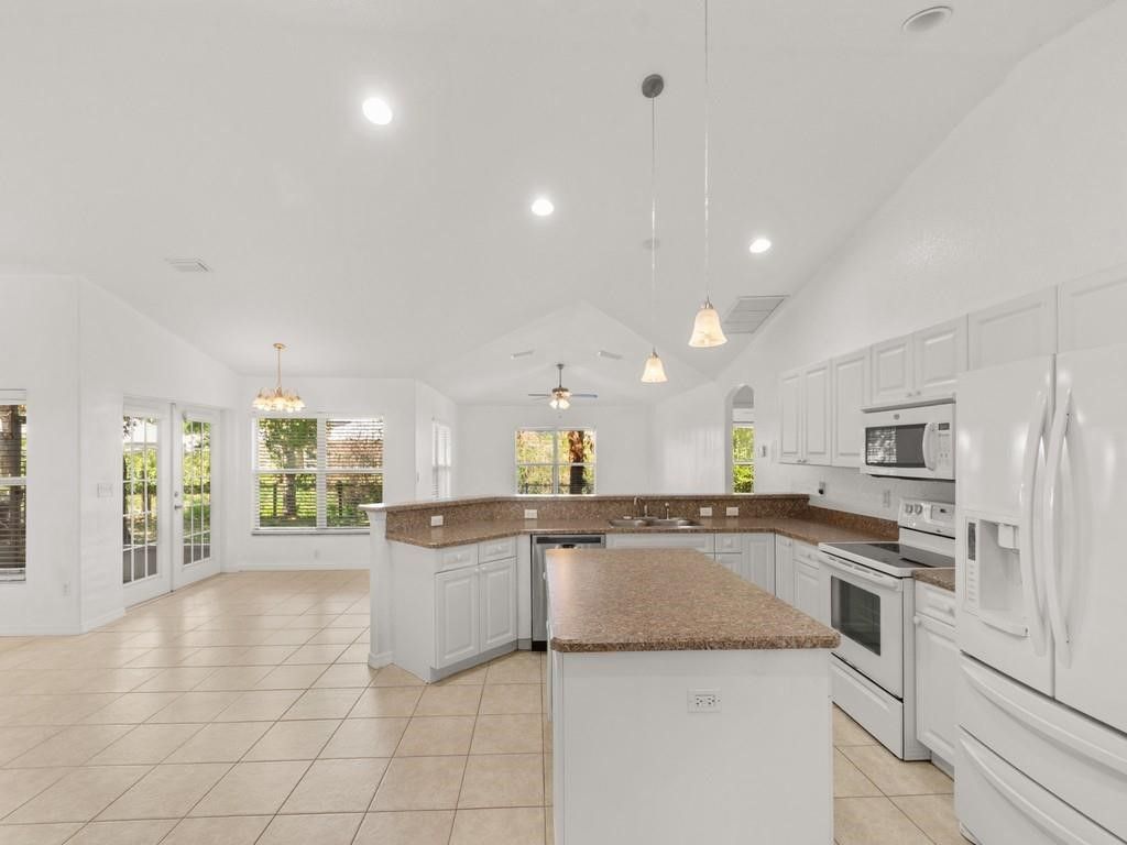 619 Carnival Terrace , Sebastian, FL 32958 Photo