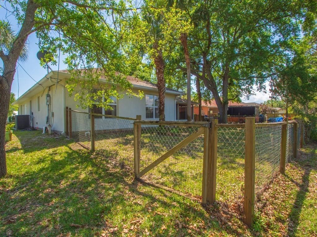 619 Carnival Terrace , Sebastian, FL 32958 Photo