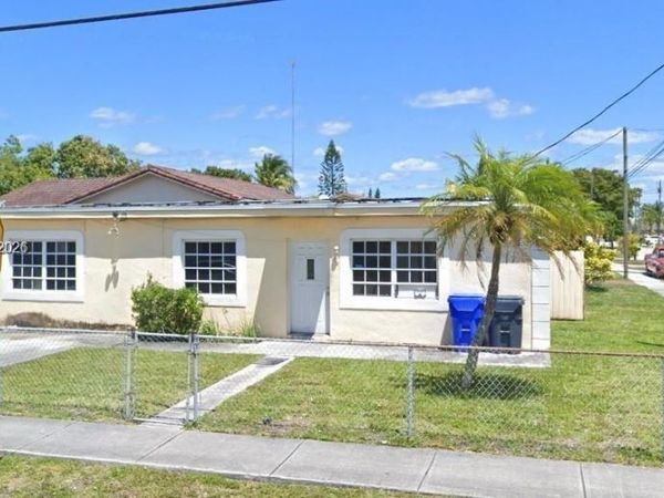 4351 SW 24th St , Unit 1-3, West Park, FL 33023