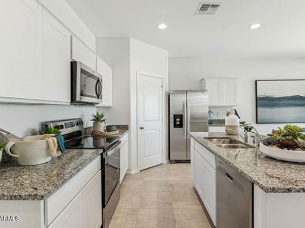 1524 E CURRIER Drive, Casa Grande, AZ 85122