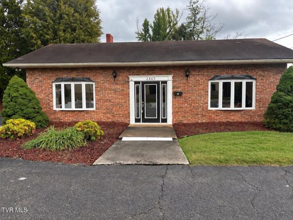 2805 East Center Street, Kingsport, TN 37664