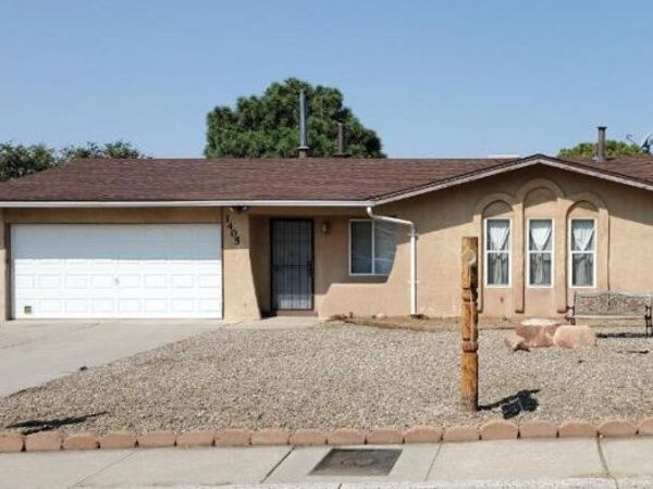 1405 Willys Knight Drive NE, Albuquerque, NM 87112