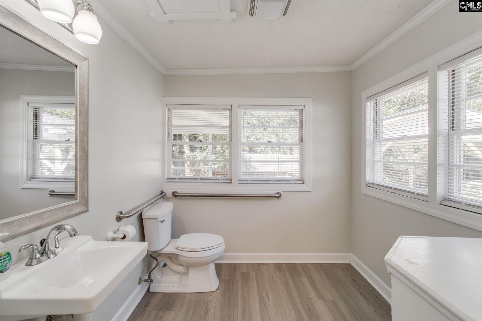 306 Hampton Park  Photo 15