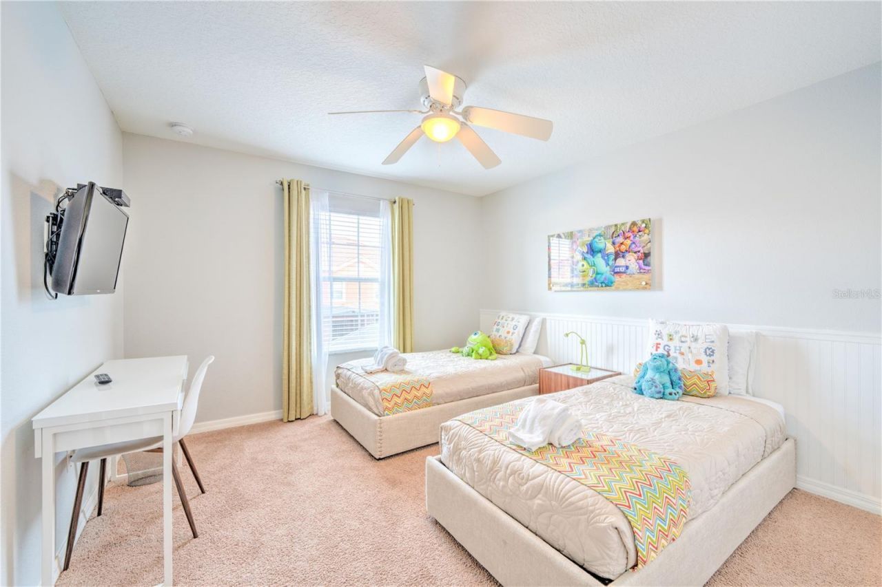 8961 Bismarck Palm Rd , Kissimmee, FL 34747 Photo