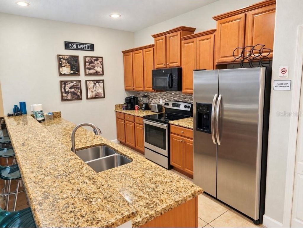 8961 Bismarck Palm Rd , Kissimmee, FL 34747 Photo