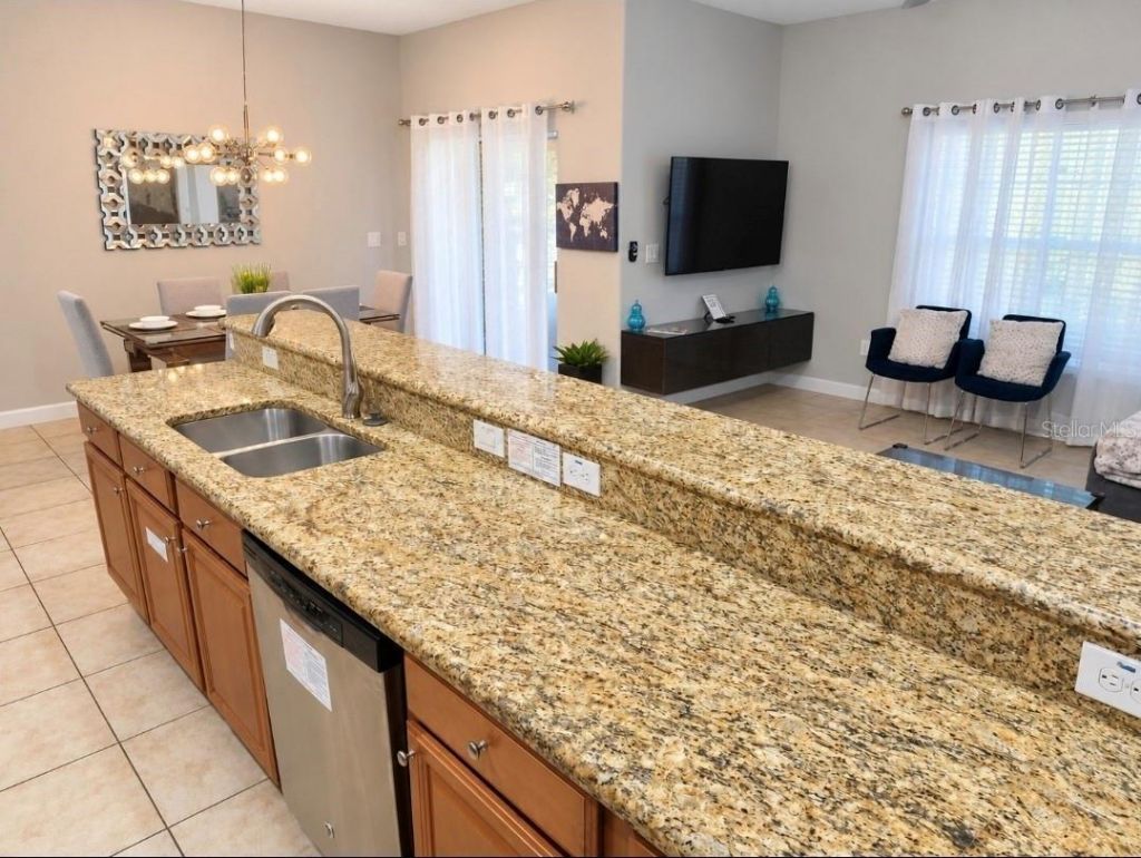 8961 Bismarck Palm Rd , Kissimmee, FL 34747 Photo