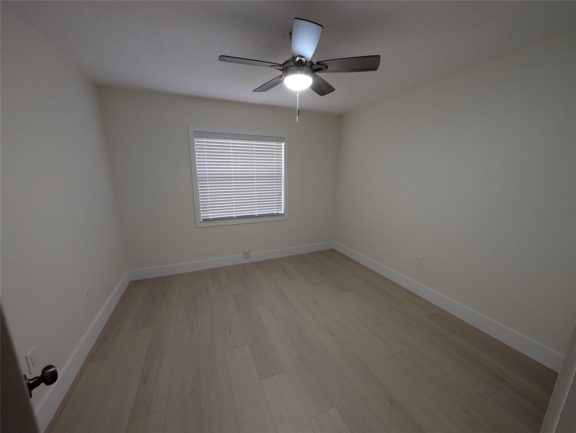 6040 Shaker Wood Circle, Tamarac, FL 33319 Photo
