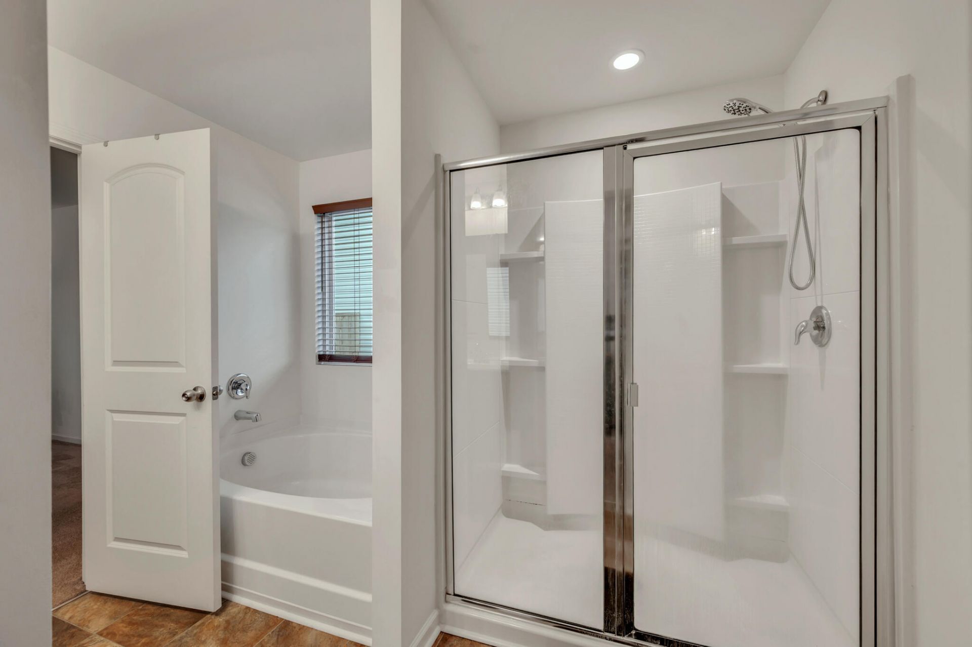 108 Rockingham Way Photo 14