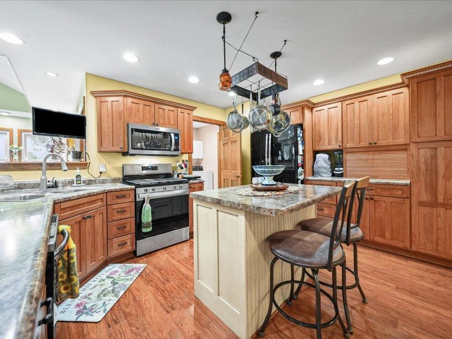 Property Image 9