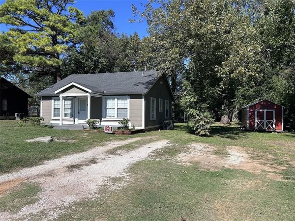 2819 W Elm Street, Denison, TX 75020