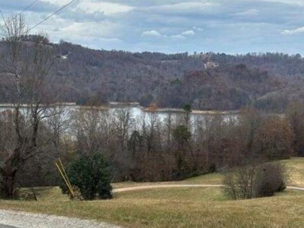 Bob Wright Rd, Maynardville, TN 37807