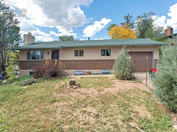 106 Lois Lane, Colorado Springs, CO 80904