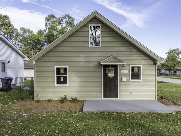 2323 Horeb Avenue, Zion, IL 60099
