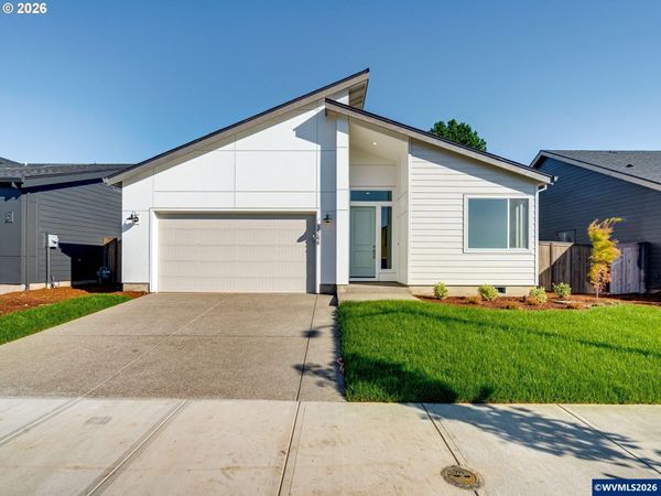 3244 Nightingale Dr, Woodburn, OR 97071