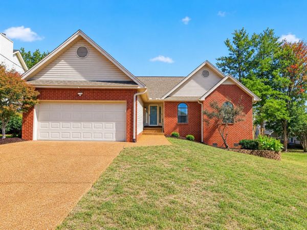 3053 Cody Hill Rd , Nashville, TN 37211
