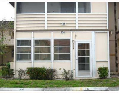 634 Saxony Lane N, Unit 634, Delray Beach, FL 33446 Photo