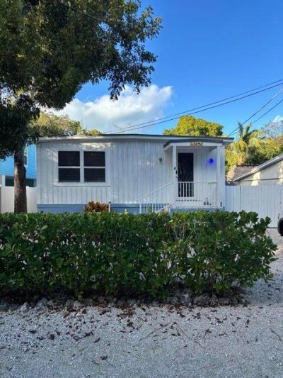 124 S Bay Harbor Drive, Key Largo, FL 33037 Photo