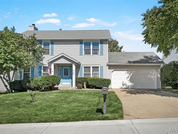 445 Lantana Lane, St Peters, MO 63376