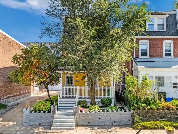 5831 33 N PARK AVENUE, PHILADELPHIA, PA 19141