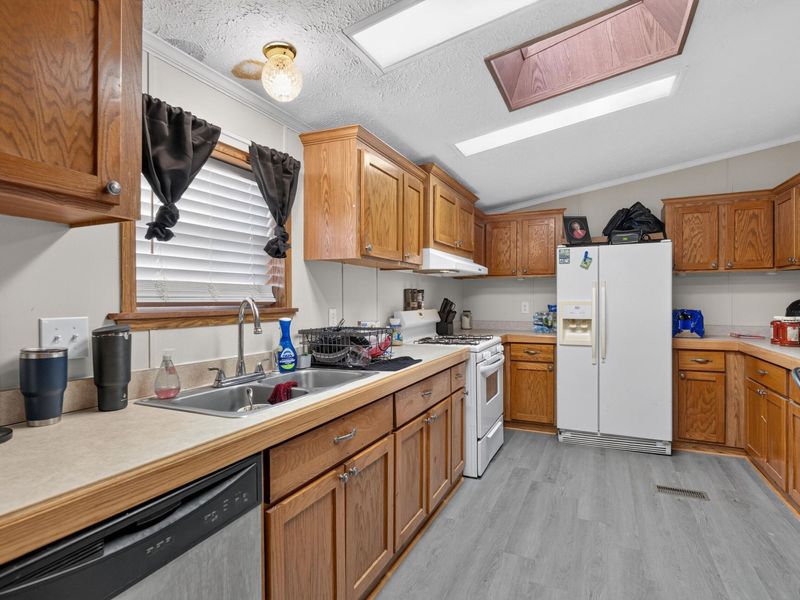 11900 Duff Road, Unit 4, Lakeview, OH 43331 Photo 14