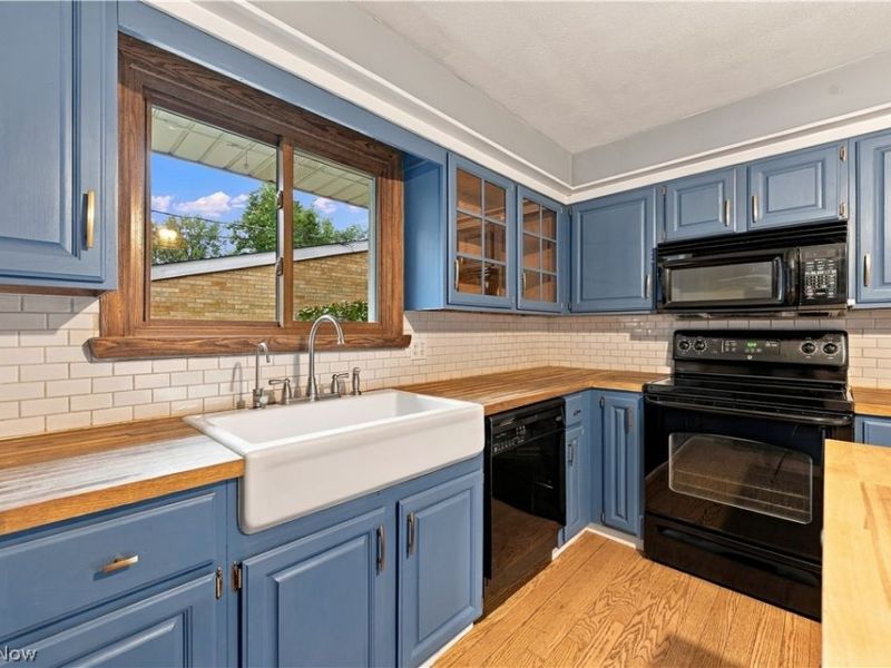 622 Summit Street SE, North Canton, OH 44720 Photo 15