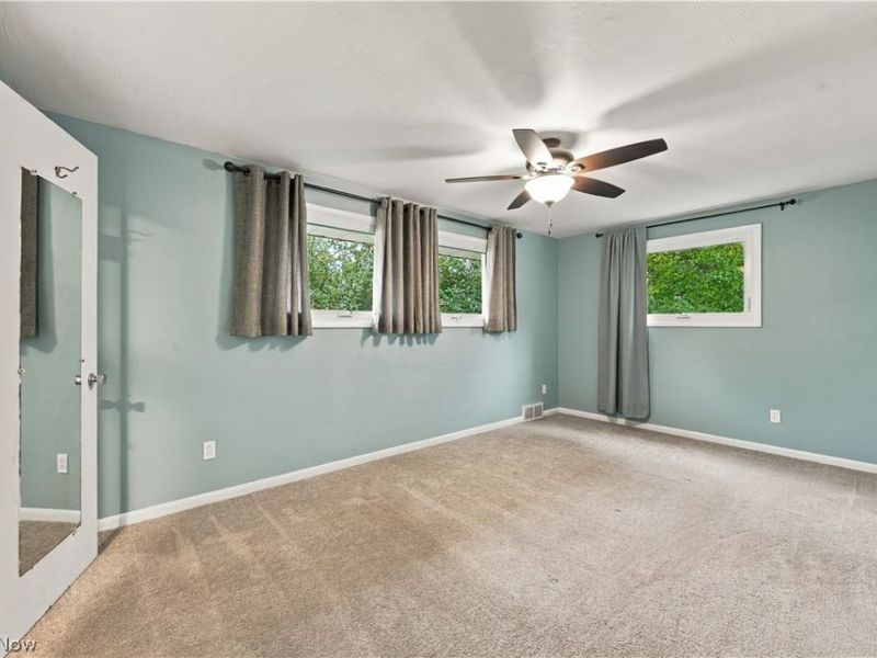 622 Summit Street SE, North Canton, OH 44720 Photo 16