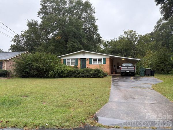 1622 Fairfield Drive , Gastonia, NC 28054