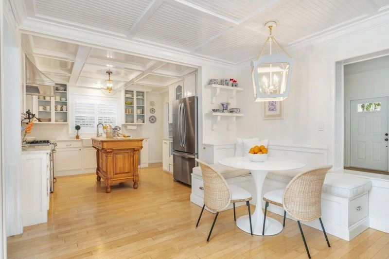 156 Peruvian Avenue, Palm Beach, FL 33480 Photo