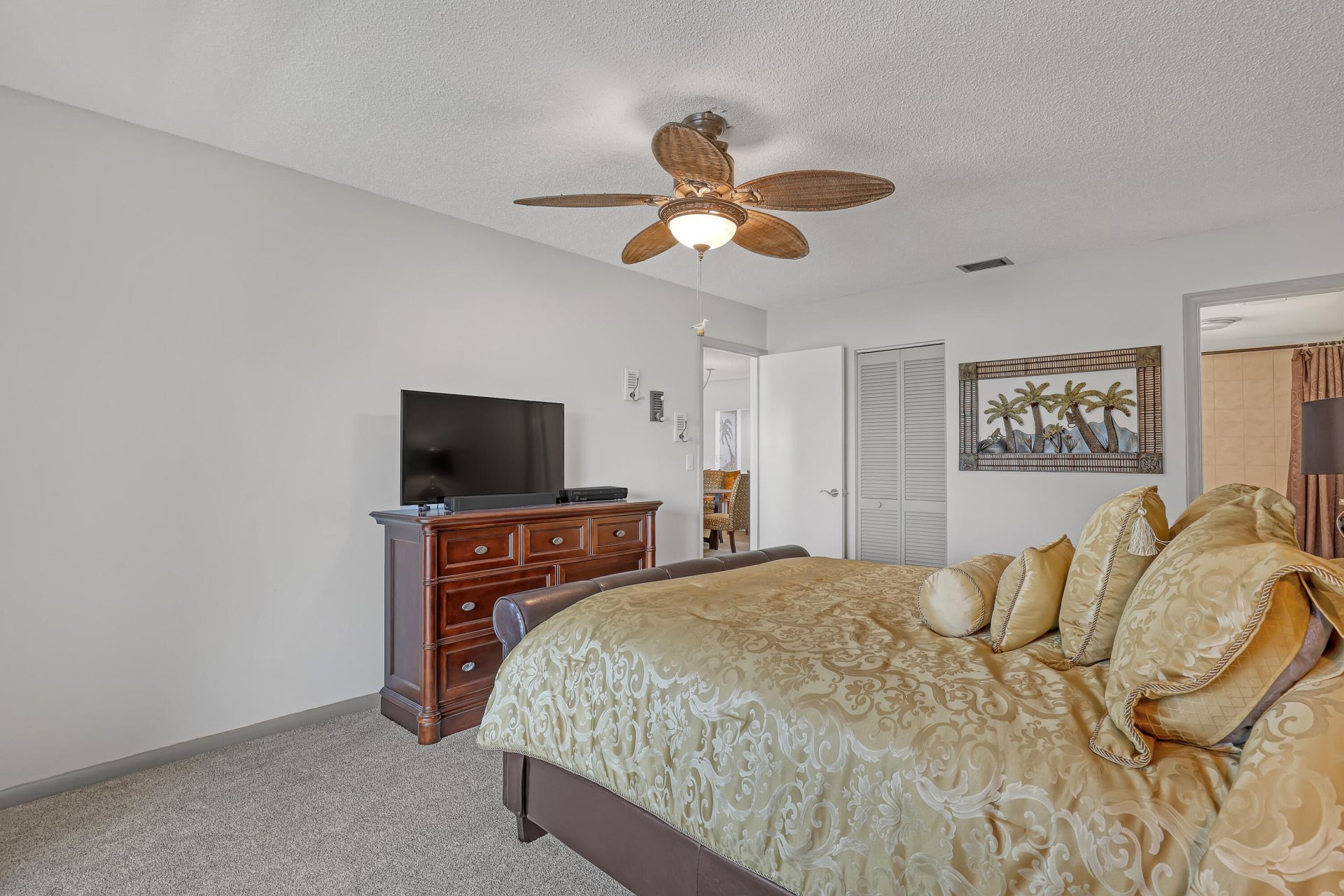 1100 Surf Road, Unit 215, Singer Island, FL 33404 Photo