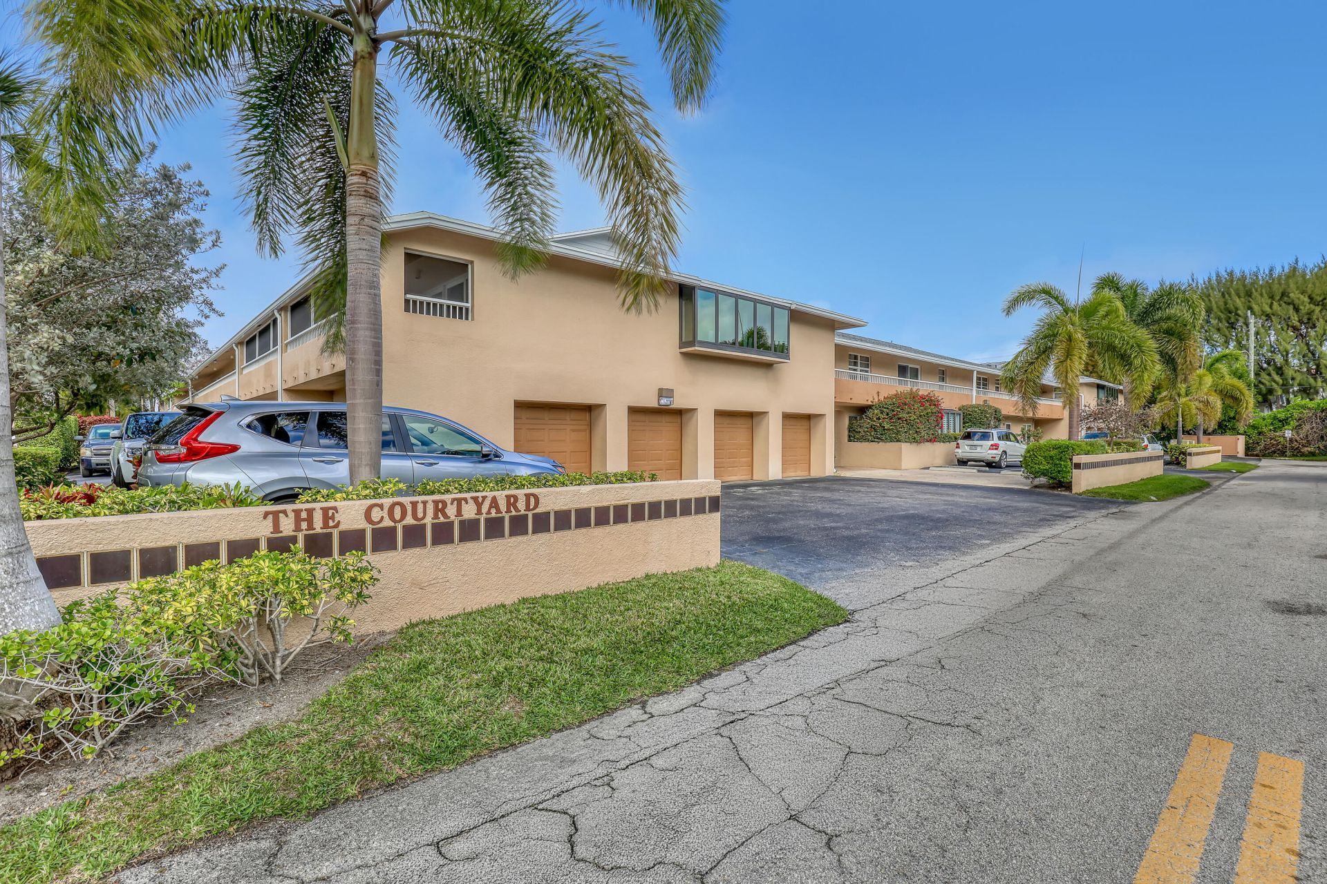 1100 Surf Road, Unit 215, Singer Island, FL 33404 Photo