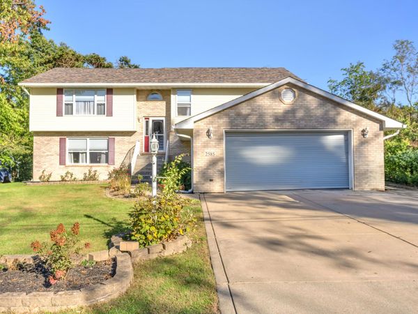 2585 Blake Road , Portage, IN 46368