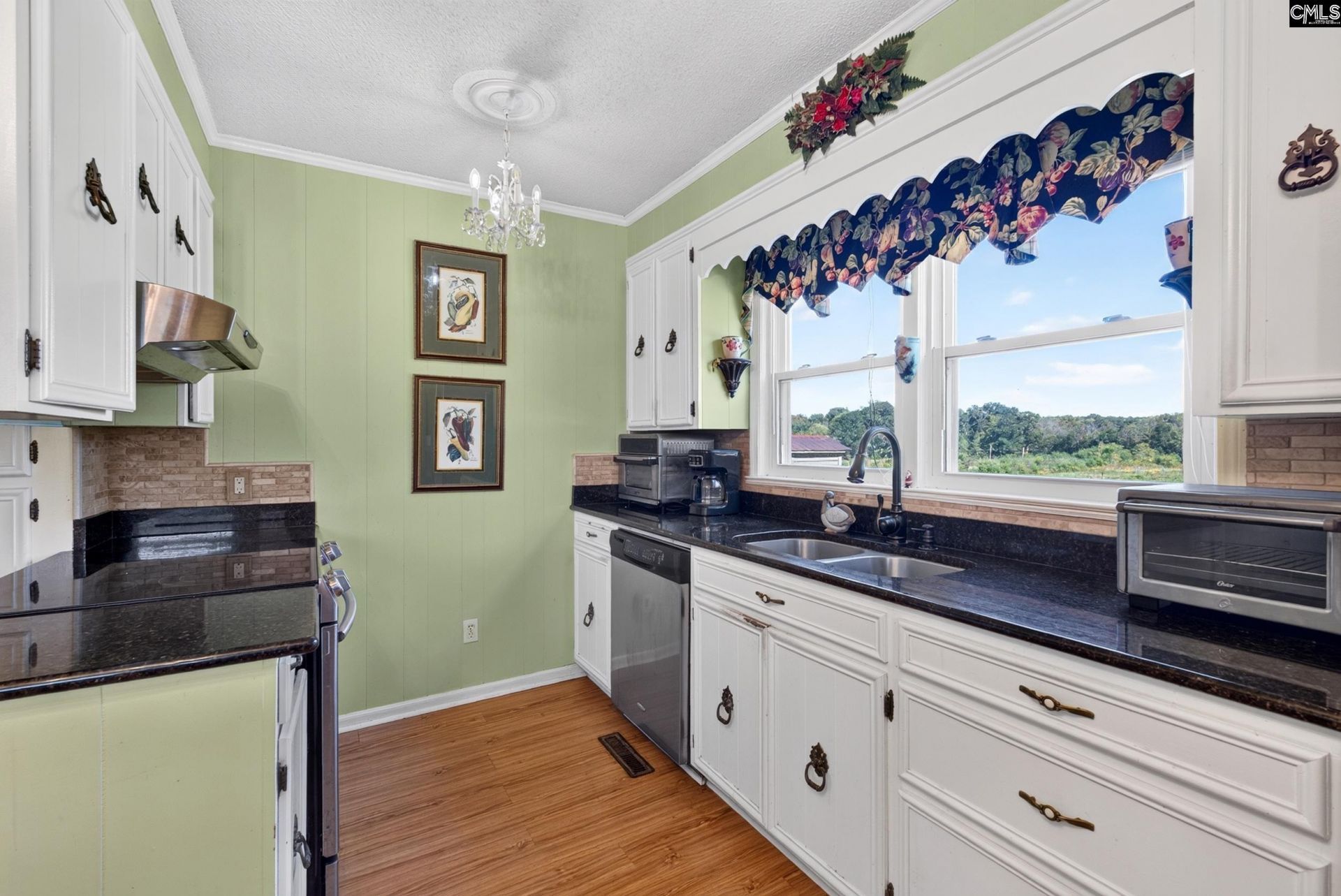 2323 Belfast Road  Photo 13