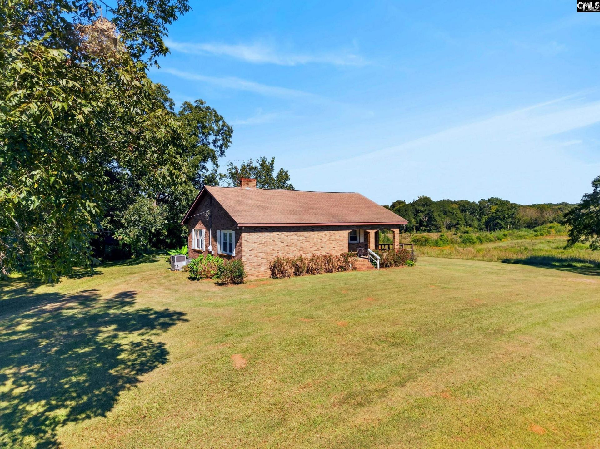 2323 Belfast Road  Photo 4