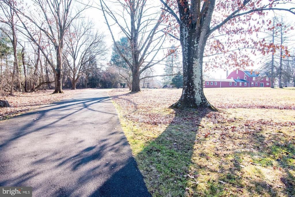 182 LEVEL ROAD, COLLEGEVILLE, PA 19426