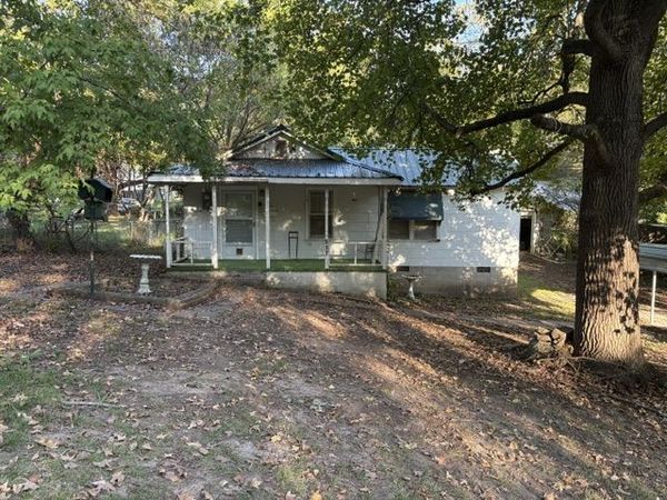 517 S Ash Street , Harrison, AR 72601