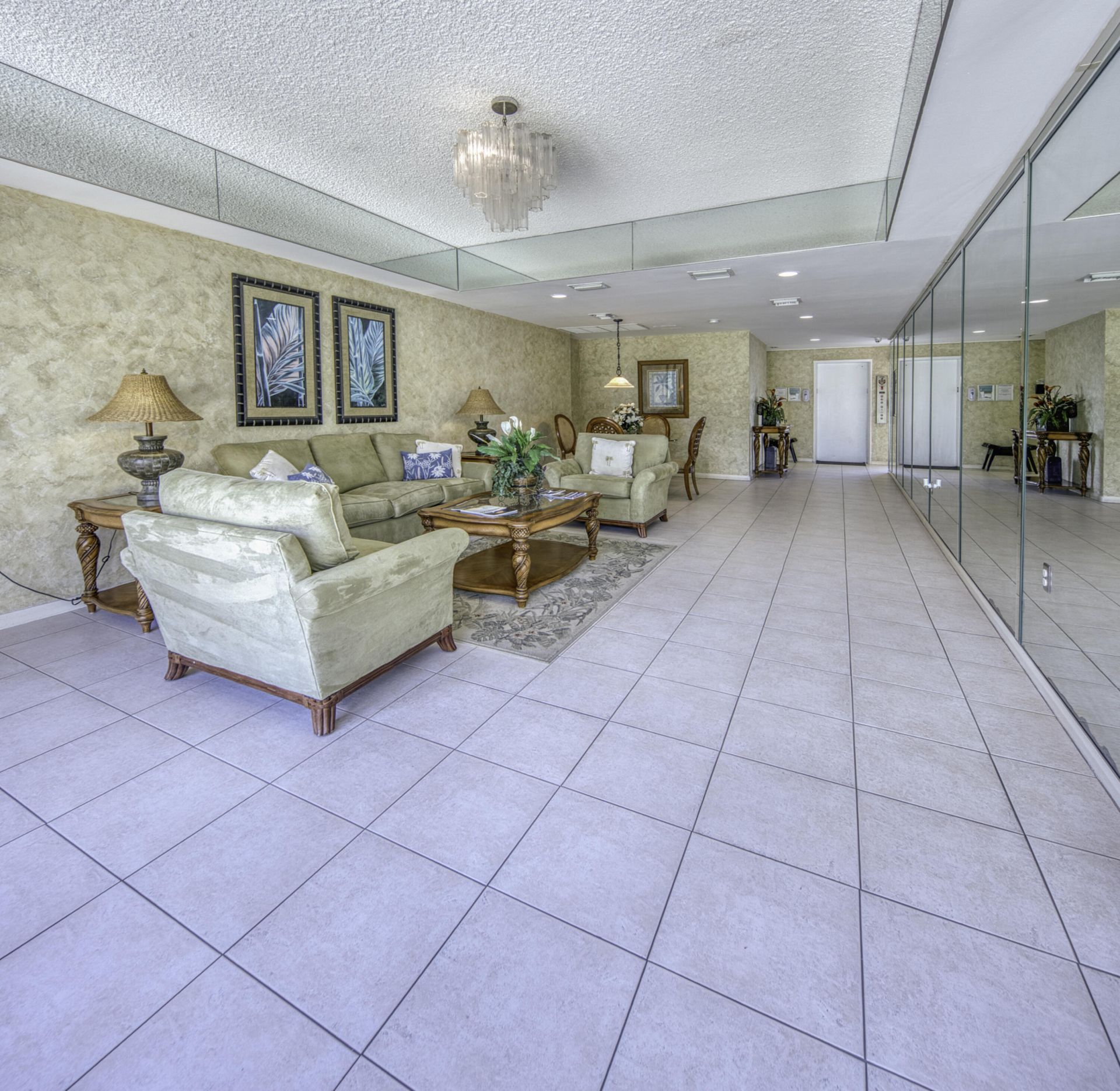 15 S Golfview Road, Unit 505, Lake Worth Beach, FL 33460 Photo