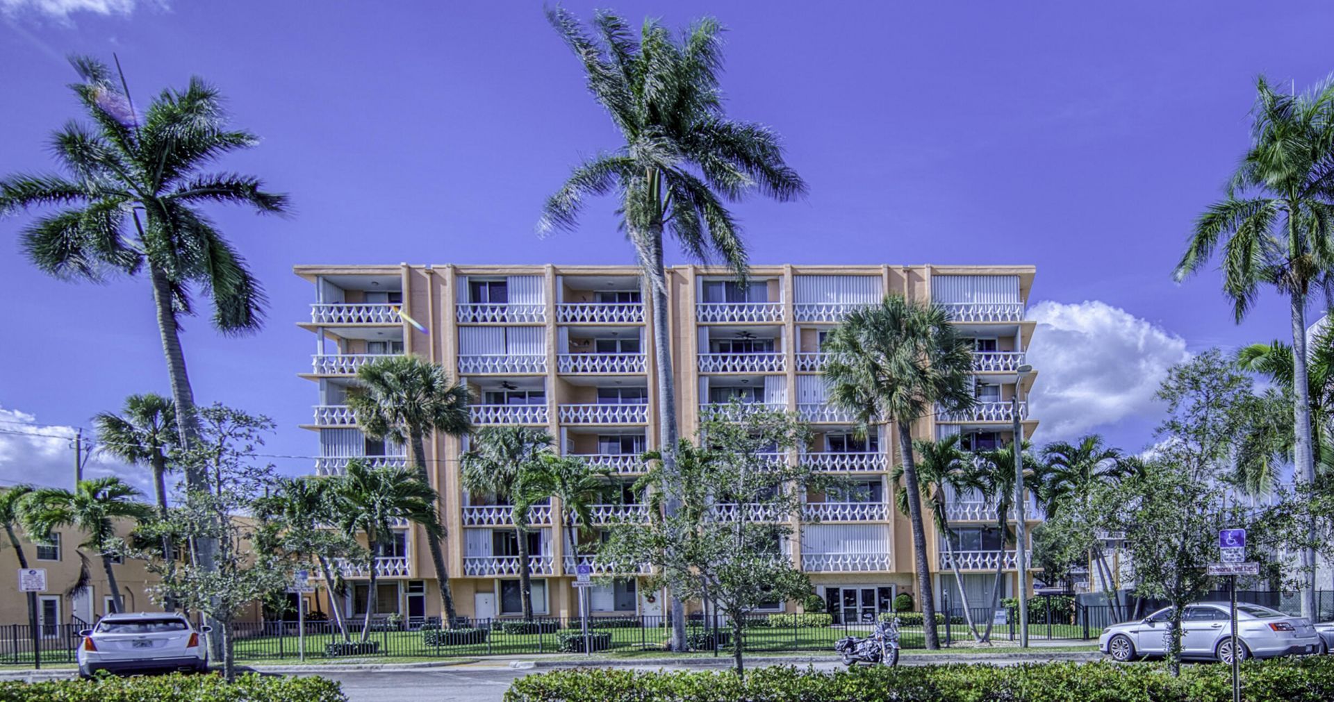 15 S Golfview Road, Unit 505, Lake Worth Beach, FL 33460 Photo