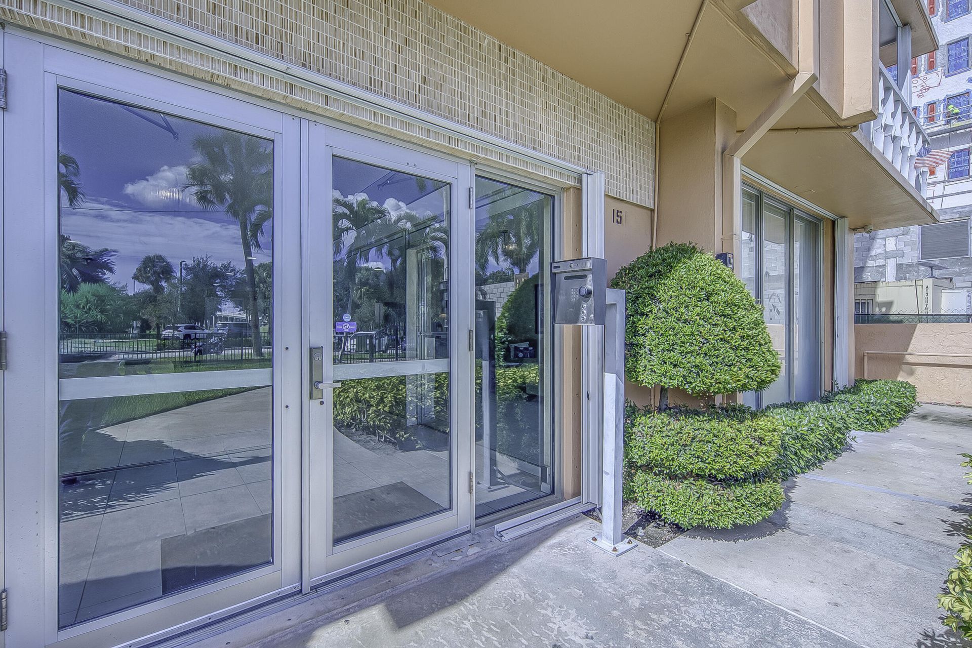 15 S Golfview Road, Unit 505, Lake Worth Beach, FL 33460 Photo