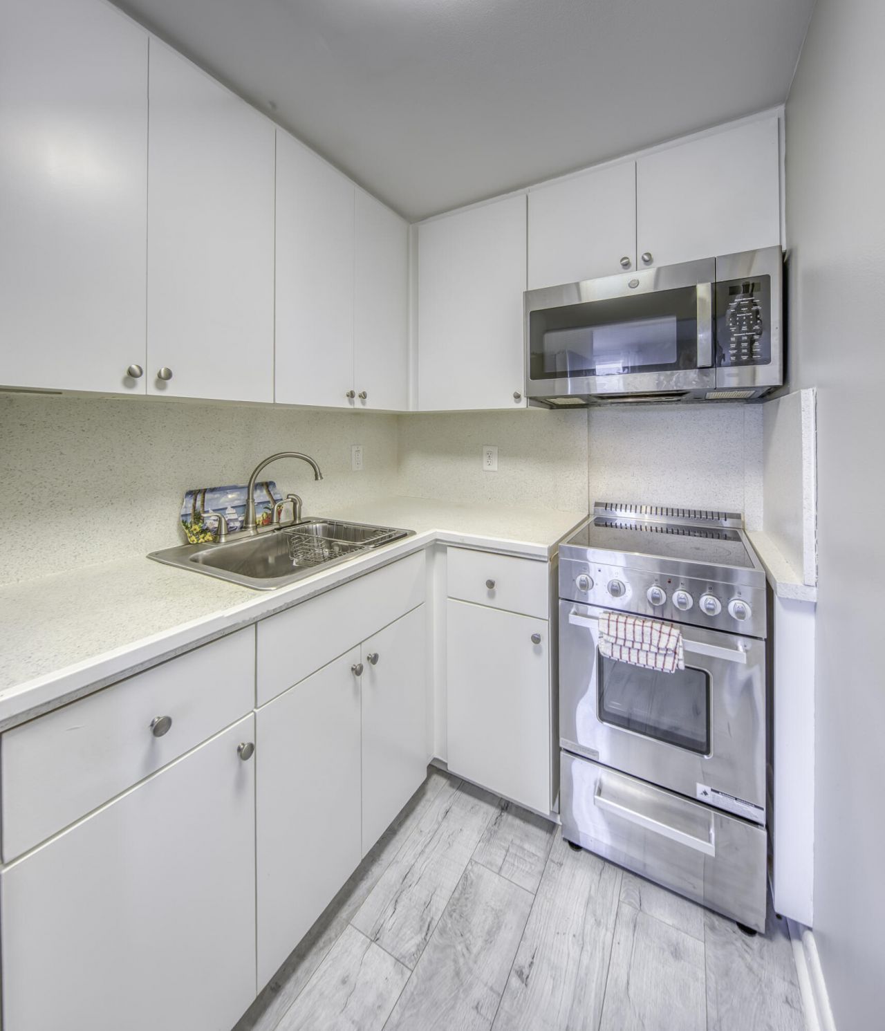 15 S Golfview Road, Unit 505, Lake Worth Beach, FL 33460 Photo