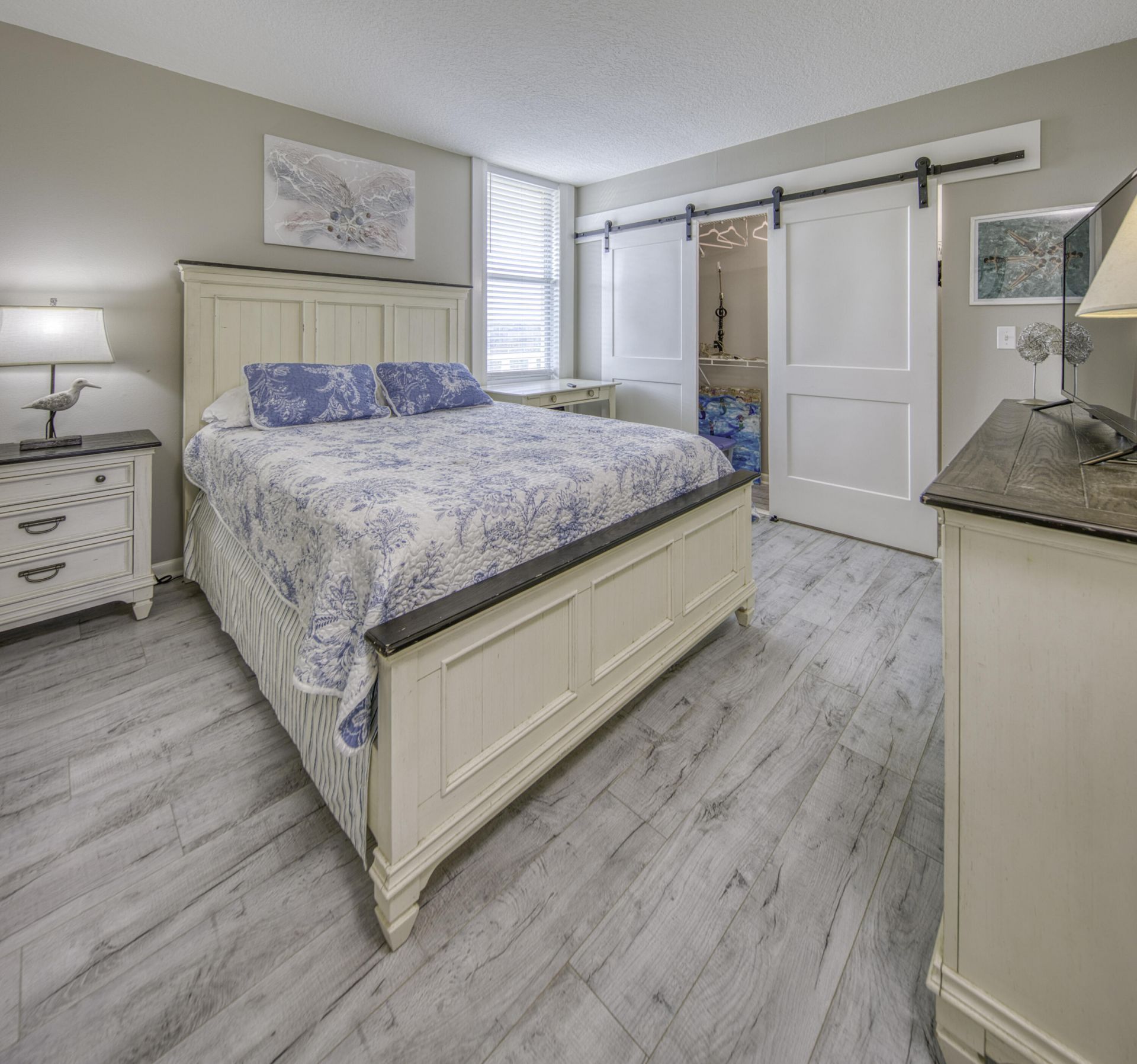 15 S Golfview Road, Unit 505, Lake Worth Beach, FL 33460 Photo