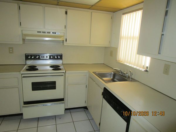 10466 SUNRISE LAKES Boulevard, Unit 301, Sunrise, FL 33322